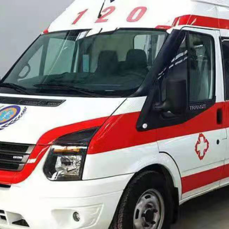 梅江非急救护送病人转院租赁救护车的优缺点对比